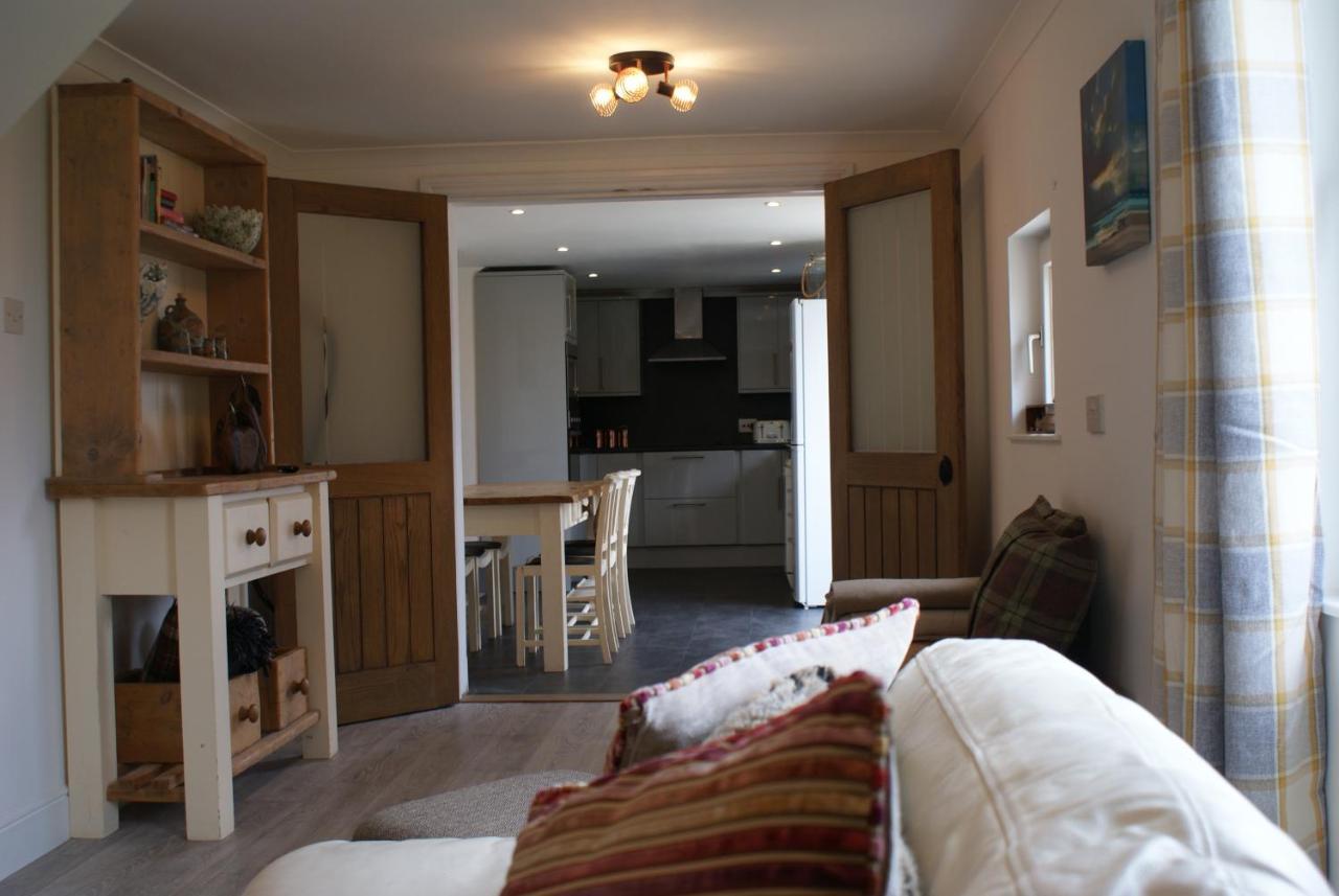 Lizzie'S Garden Cottage Портри Экстерьер фото
